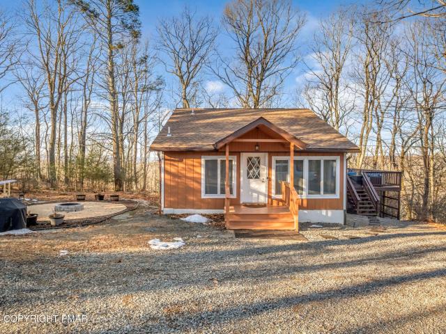 3493 Farview Drive