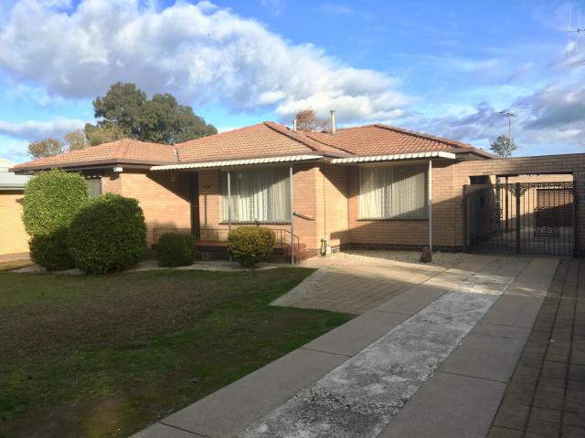 349 Cheyanne Drive, LAVINGTON NSW 2641
