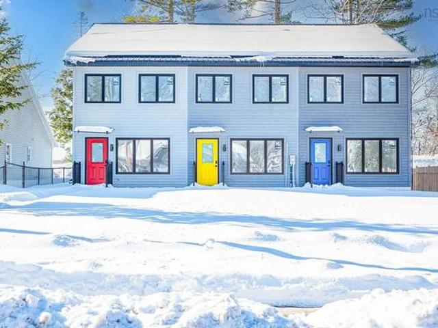 349 Glen Allan Drive, Bridgewater, NS, B4V 0A7 house for sale | Listing ID 202603 | Royal LePage