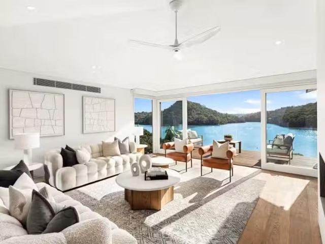 349 Edinburgh Road, Castlecrag House for rent Listed by Emily.