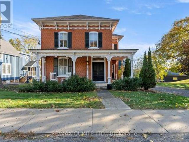 349 Main Street, Prince Edward County Bloomfield Ward, ON, K0K 1G0 house for sale | Listing ID X13780 | Royal LePage