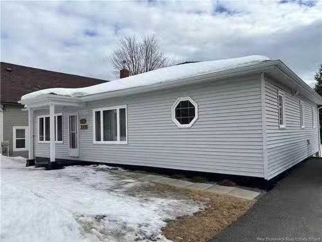 349 Princess Dr, Bathurst, NB, E2A 2R6 house for sale Listi.