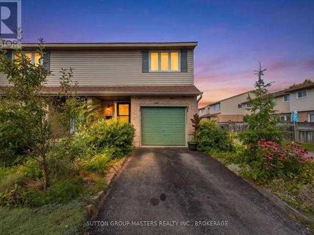 34 52 Coventry Crescent, Kingston West Of Sir John A. Blvd, ON, K7M 7S7 townhouse for sale | Listing ID X13676 | Royal LePage