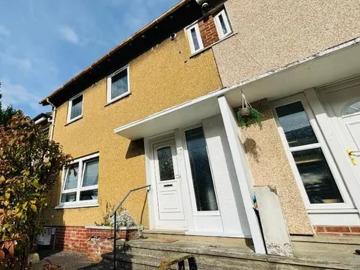 34 38 Muirskeith Road, Glasgow, G43 2NE, United Kingdom | 3 bed townhouse for rent #133542276 | Rentberry