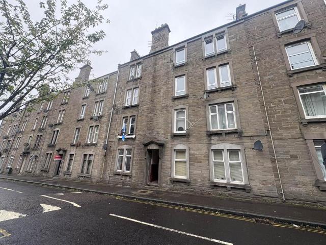 34 3/L Baldovan Terrace, 2 bed house to rent £750 pcm £173 pw