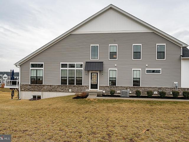 34 Tamarack Cir, Eagleville, PA 19403 | MLS #PAMC2170