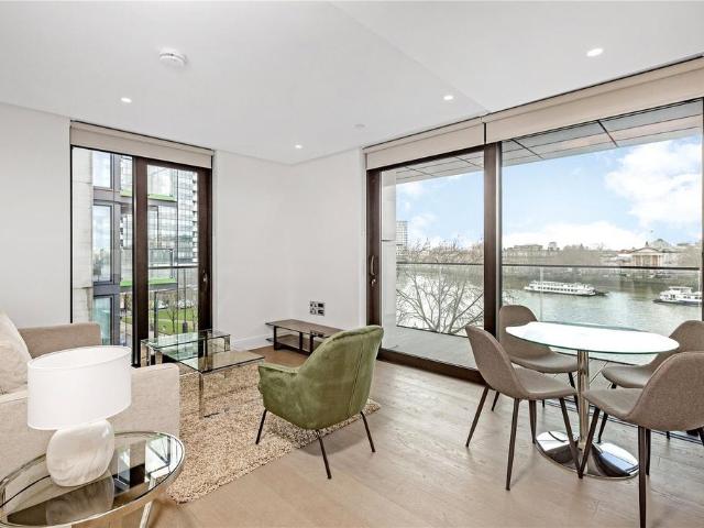 34 The Dumont, 27 Albert Embankment. 2 bed apartment to rent £4,550 pcm £1,050 pw