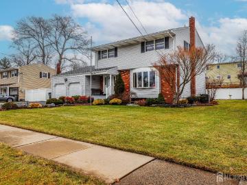 34 Timberlane Drive