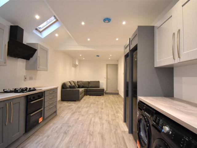 34 Tiverton Road, Metchley, B29 6BW, United Kingdom | 6 bed townhouse for rent #137556208 | Rentberry