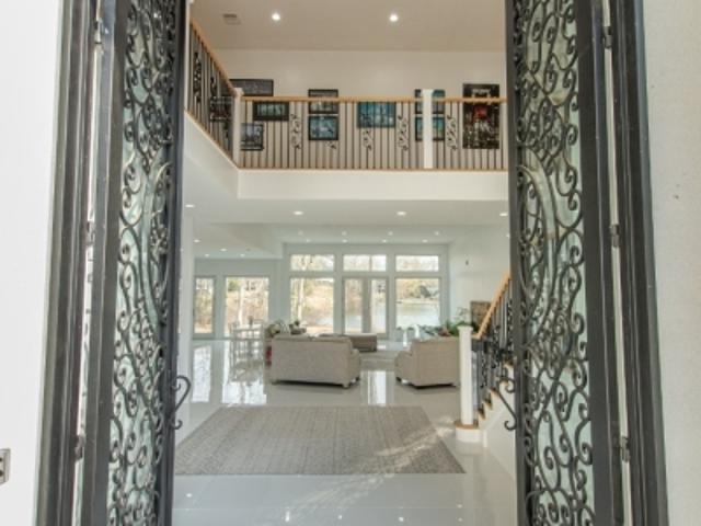 34 W Shore Rd