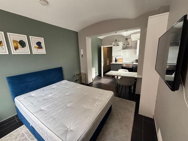34 Windsor Court, Windsor Street, Brighton BN1, Studio to rent, £1,250 pcm | PrimeLocation