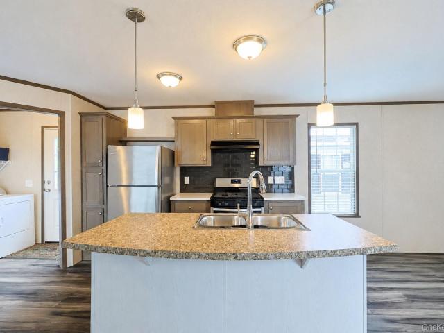 34 Windward Way