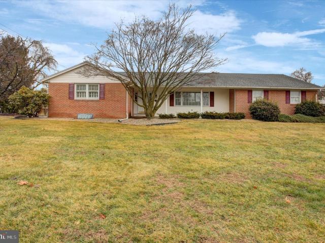 34 Acorn Cir, Chambersburg, PA 17202 | MLS #PAFL2032