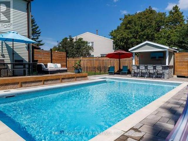 34 Banner Crescent, Ajax, ON, L1S 3S9 house for sale | Listing ID E13824 | Royal LePage