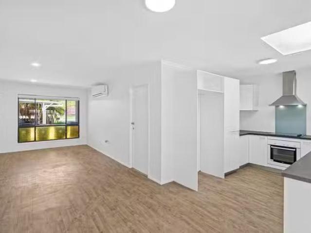 34 Barron Road, BIRKDALE, QLD 4159 House for Rent