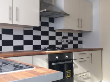 3/4 bedroom house located near to Turkey St, EN3
