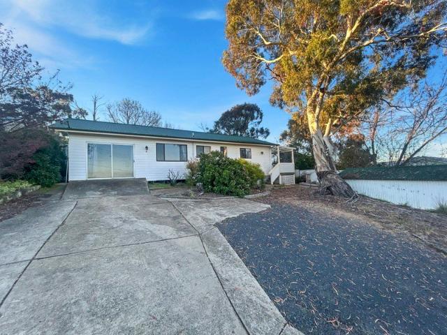 3/4 Bedroom 2 Bathroom Conveniently Located Home