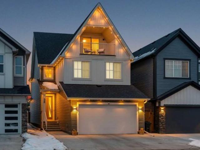 34 Belvedere Green Se, Calgary, AB, T2A 7M5 house for sale | Listing ID A2323 | Royal LePage