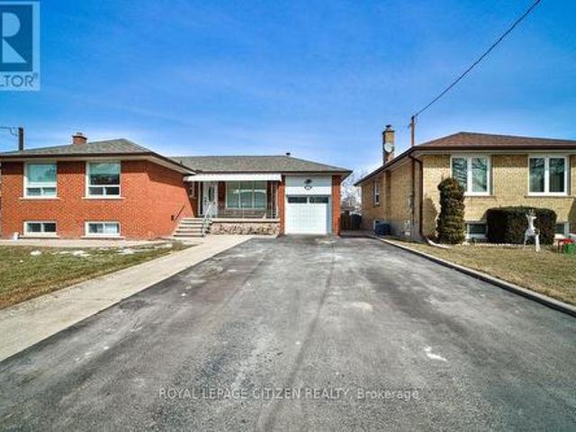 34 Belleglade Court, Toronto, ON, M9M 2W4 house for sale | Listing ID W13638 | Royal LePage