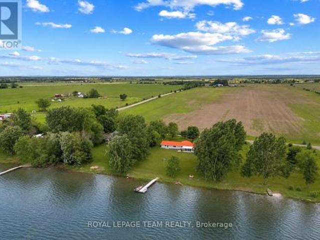 34 Bird Lake Trail, Whitewater Region, ON, K0J 1K0 house for sale | Listing ID X13569 | Royal LePage