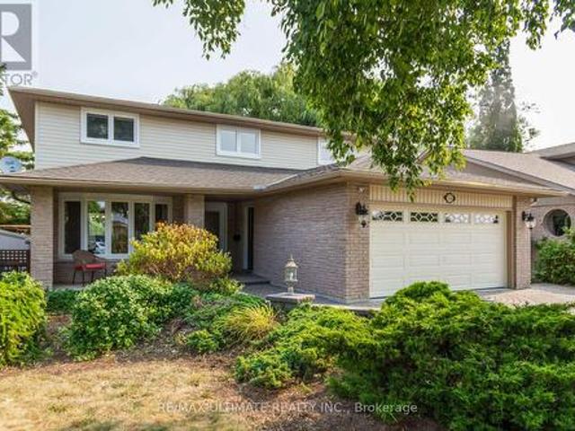 34 Briarwood Cres Crescent, Belleville, ON, K8N 5K9 house for sale | Listing ID X13025 | Royal LePage