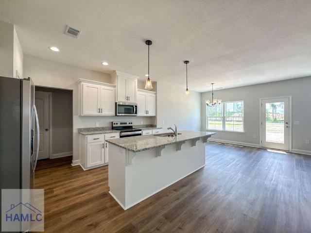 34 Calhoun Way NE