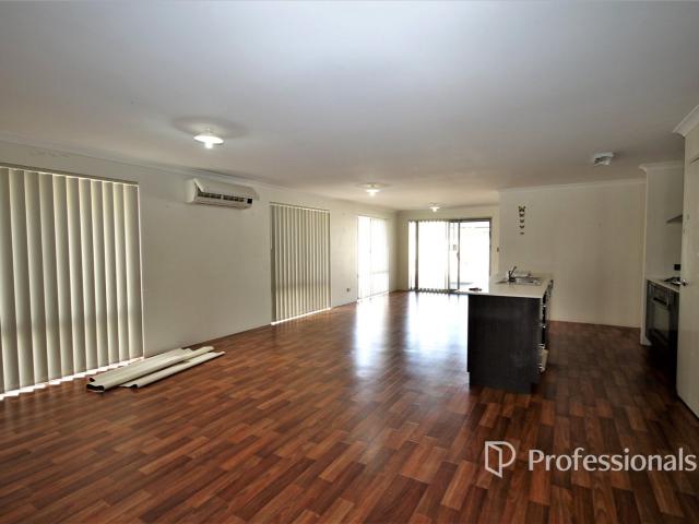34 Constellation DriveAustralind WA 6233, Australia