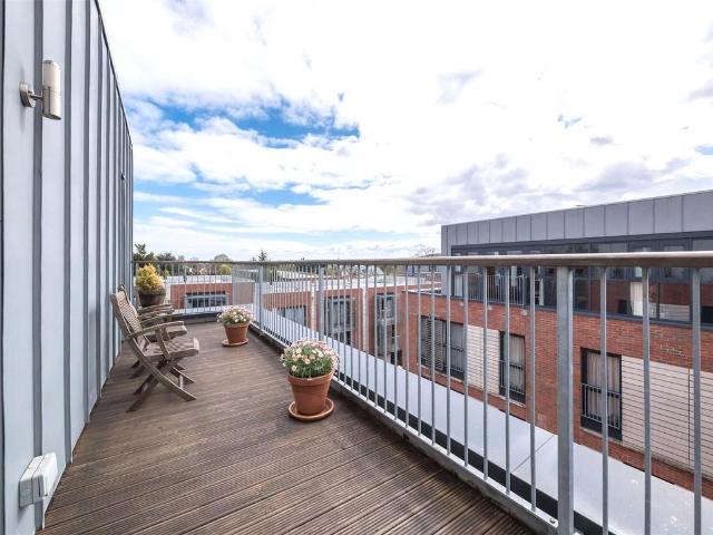 34 College View, City of Edinburgh, EH4 1QS, United Kingdom | 3 bed apartment for rent #140398556 | Rentberry