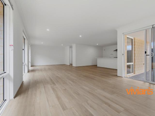 34 Cloudland Street, BUSHMEAD WA 6055 Vivians Real Estate
