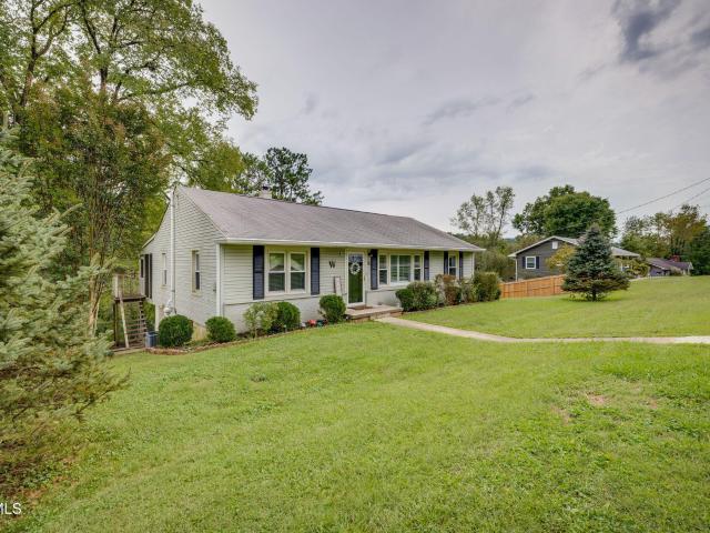34 Crown Circle