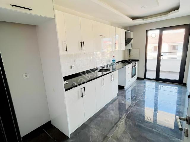 34 şeker Gayrimenkul 2+1 100m² Yeni Mahallede Kiralık Daire