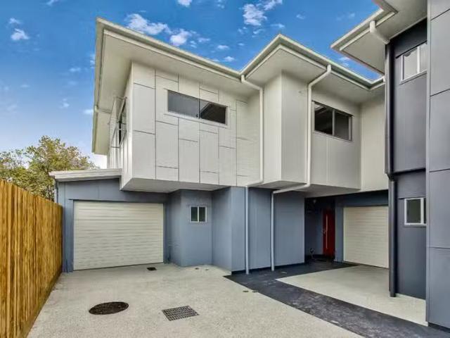 3/4 Emerald Street, Kedron, QLD 4031