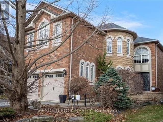 34 Forsyth Crescent, Halton Hills, ON, L7G 6G3 house for sale | Listing ID W13582 | Royal LePage