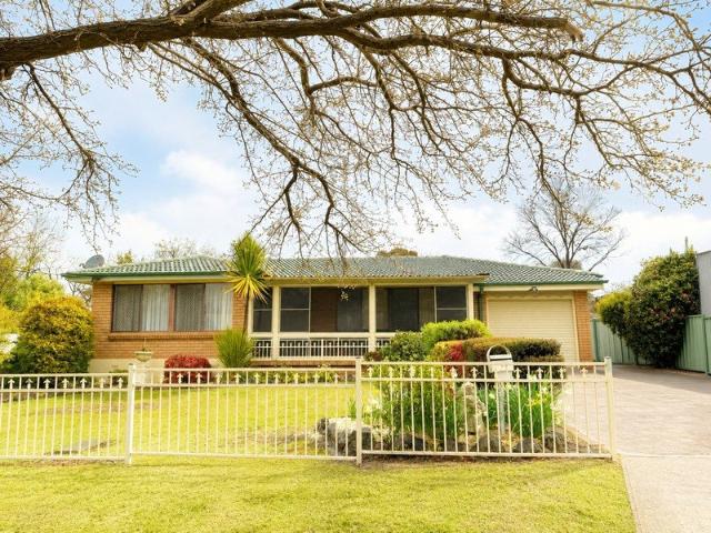 34 Franklin Road, Orange NSW 2800
