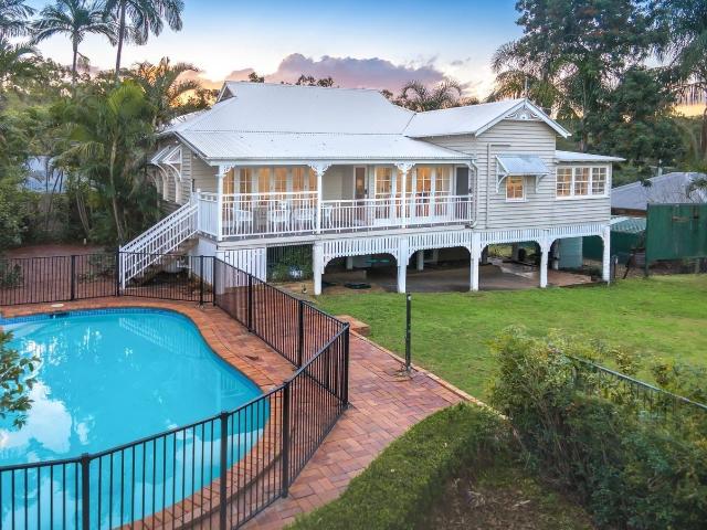 34 Gower Street, TOOWONG, QLD 4066