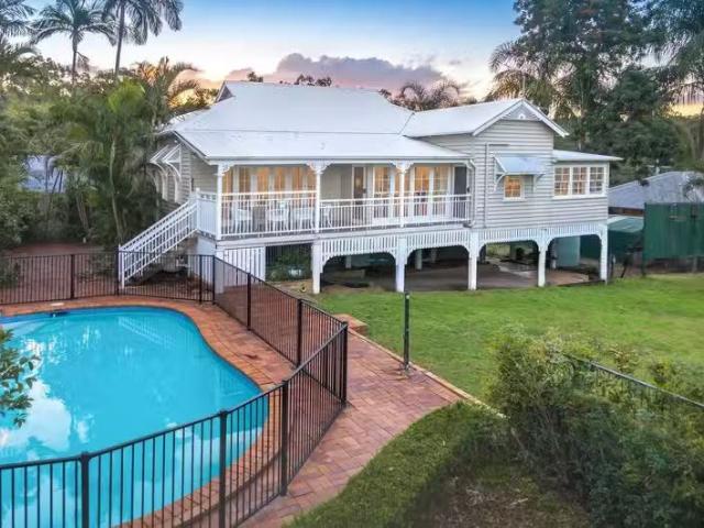 34 Gower Street, TOOWONG, QLD 4066 House Leased