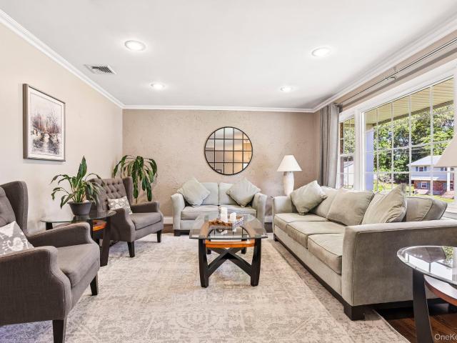 34 Glenside Drive