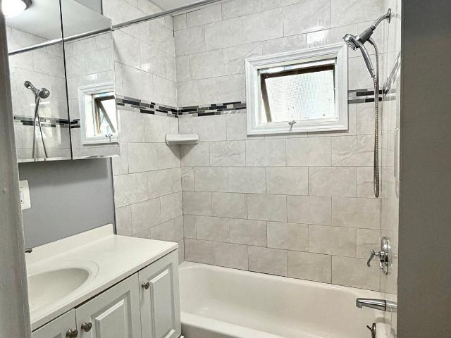 34 Grove St Unit 2, Lynn, US, MA