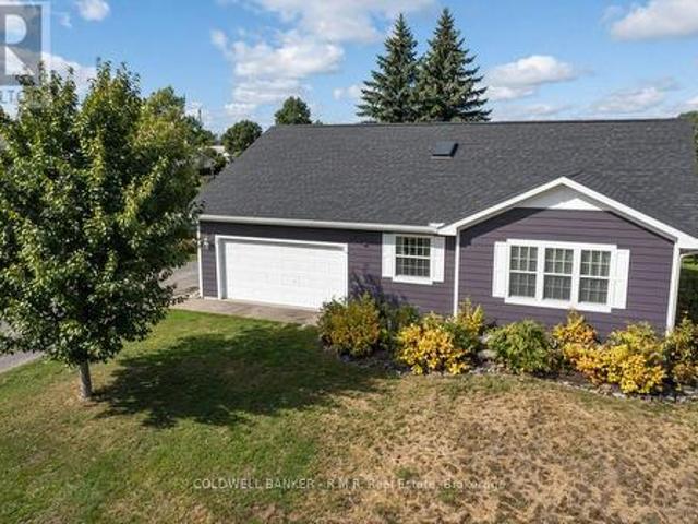 34 Helen Crescent, Kawartha Lakes Mariposa, ON, K0M 2C0 house for sale | Listing ID X14079 | Royal LePage