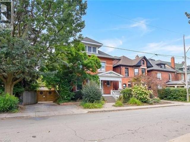 34 Holton Avenue S, Hamilton, ON, L8M 2L2 house for sale | Listing ID 40860 | Royal LePage