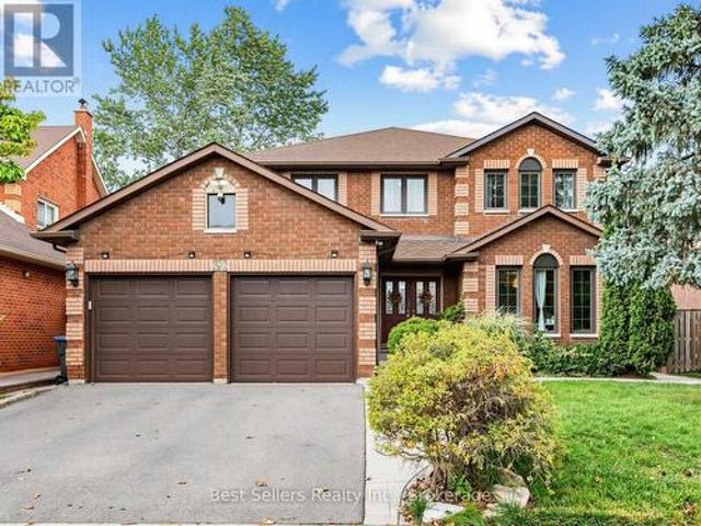 34 Kenpark Avenue, Brampton, ON, L6Z 3R5 house for sale | Listing ID W13781 | Royal LePage