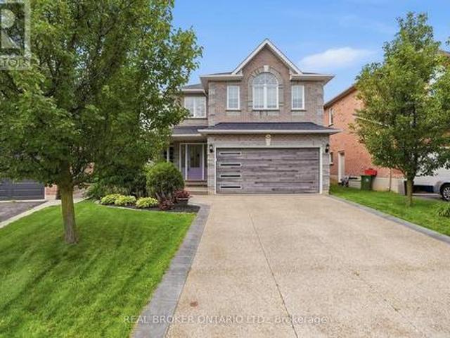 34 Keewaydin Street, Hamilton, ON, L0R 2H6 house for sale | Listing ID X13675 | Royal LePage