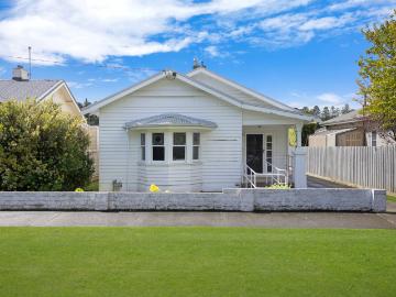 Warrnambool, Woolsthorpe