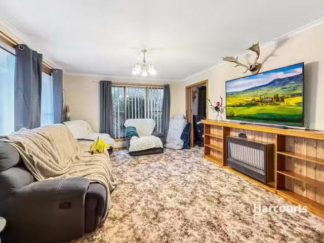 34 Leighlands Avenue, ULVERSTONE, TAS 7315 House for Rent