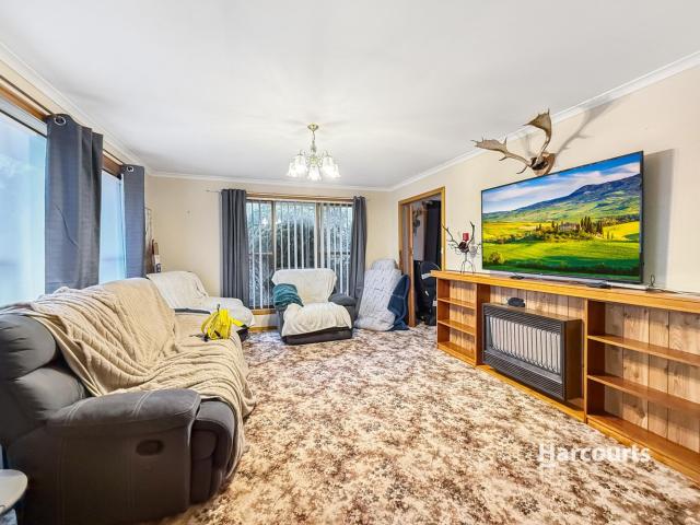 34 Leighlands Avenue, ULVERSTONE, TAS 7315