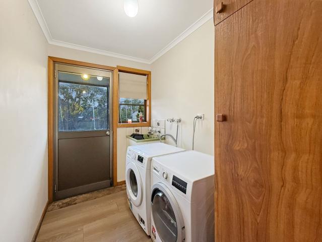 34 Leighlands Avenue, ULVERSTONE, TAS 7315