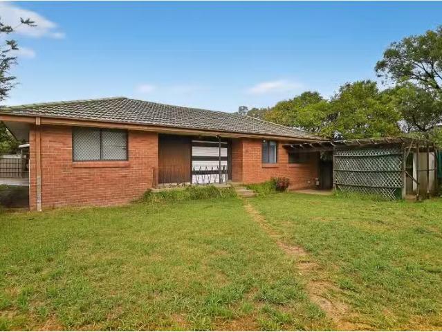 34 Leura Road, ORANGE Property for rent Listed by Belle Prope.