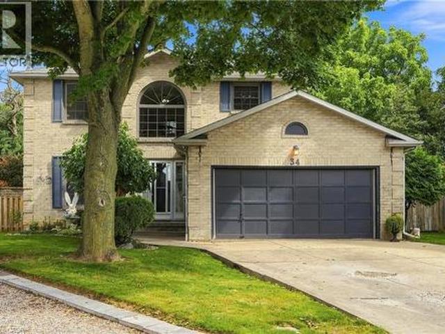 34 Lisajane Court, Hamilton, ON, L9B 2N6 house for sale | Listing ID 40857 | Royal LePage