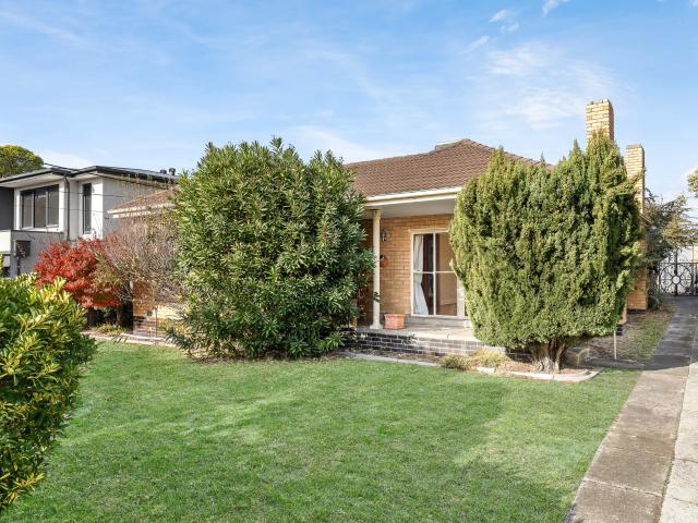 34 London Street, Bentleigh VIC 3204 House For Rent | Domain
