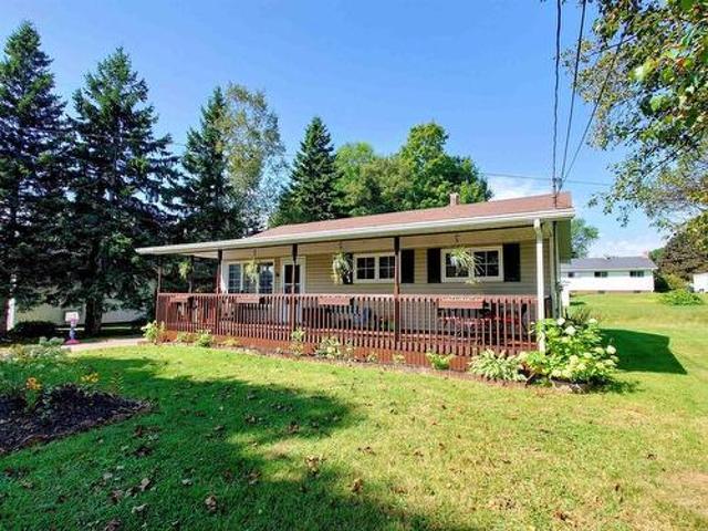 34 Lockwood Drive, Summerside, PE, C1N 4R5 house for sale | Listing ID 202621 | Royal LePage